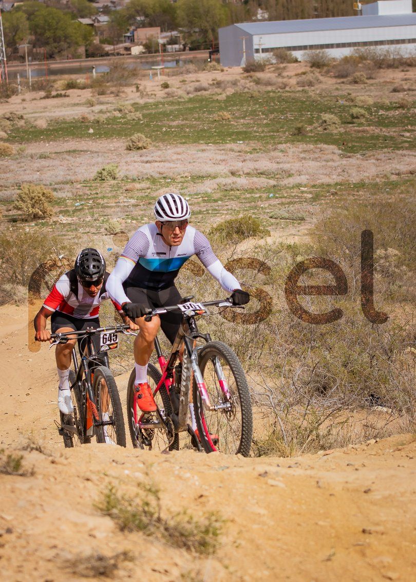 Photo of ax0ae8x18idl3igaz5e6f7zl