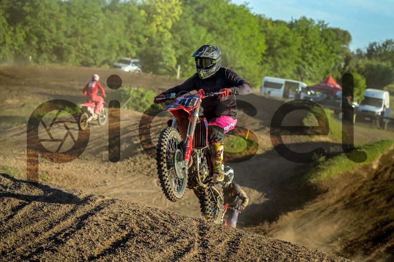 Photo of sfc44s10z3s9zjusf866xmtf