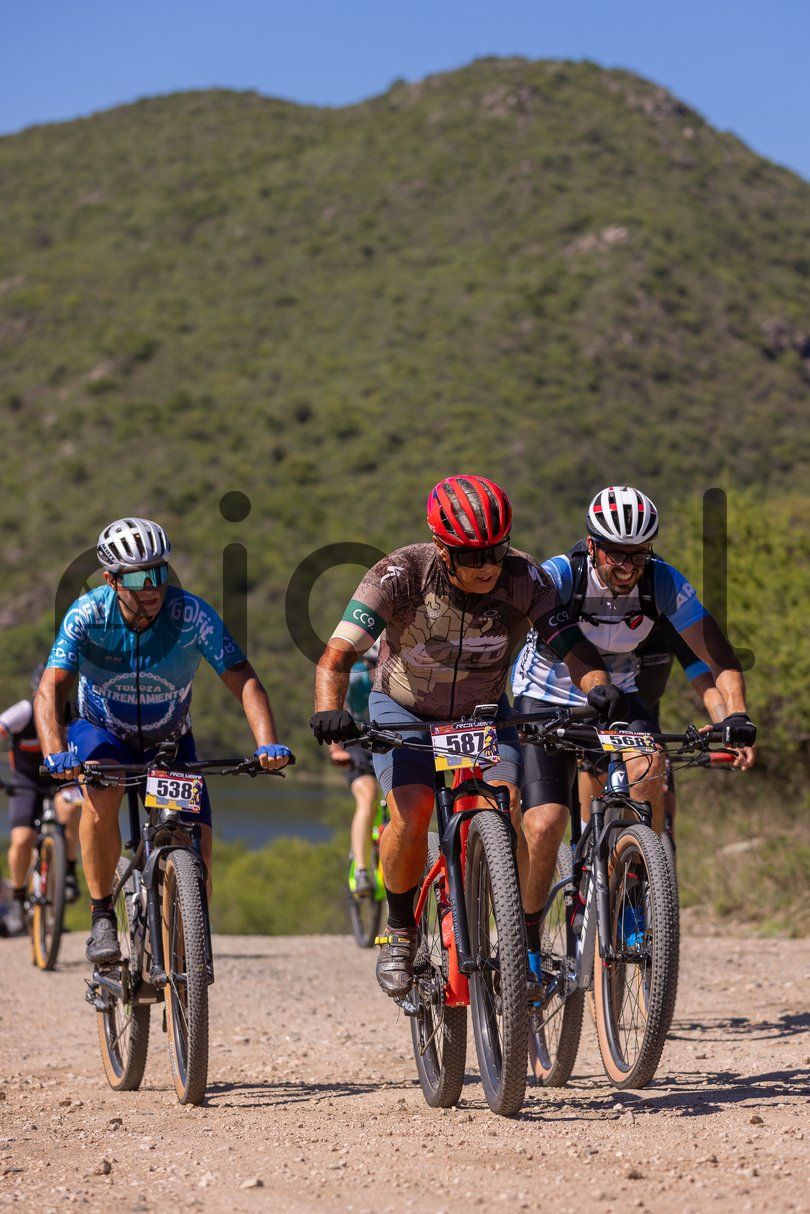 Photo of sfuz7z8s1myhtawq7klx1yvq