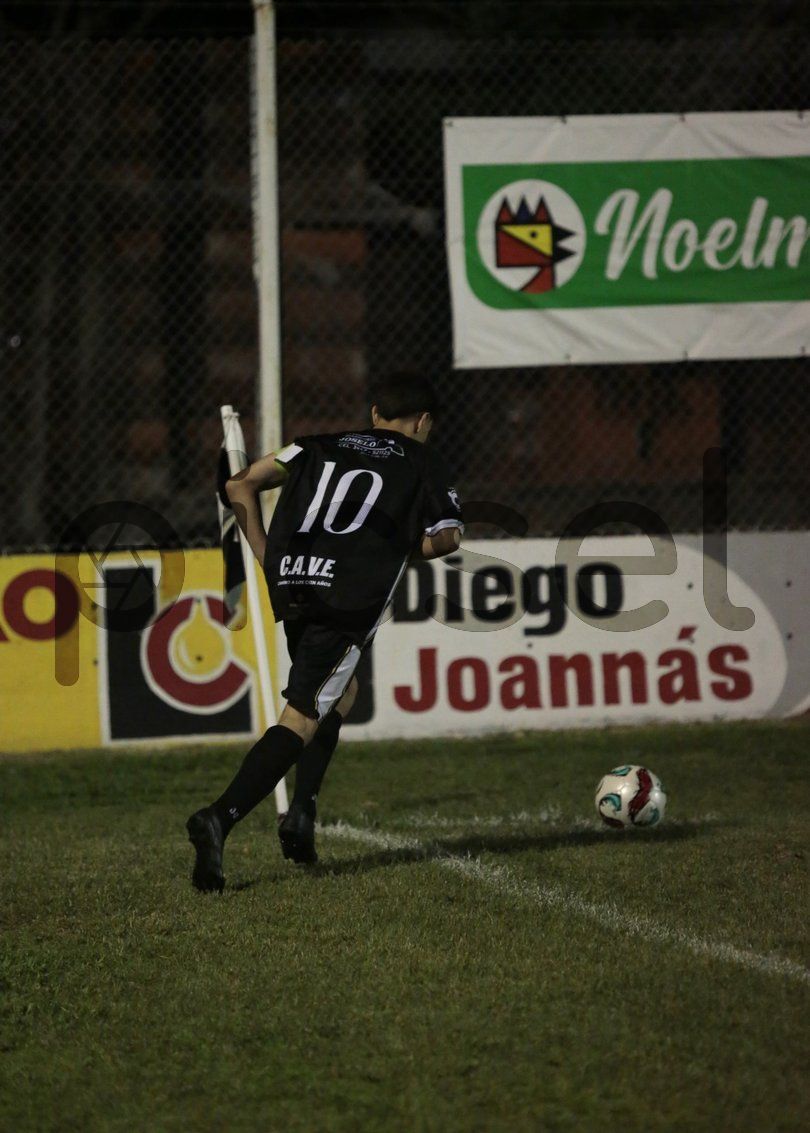 Photo of y1mxaiadxi509otvuu75wwk9