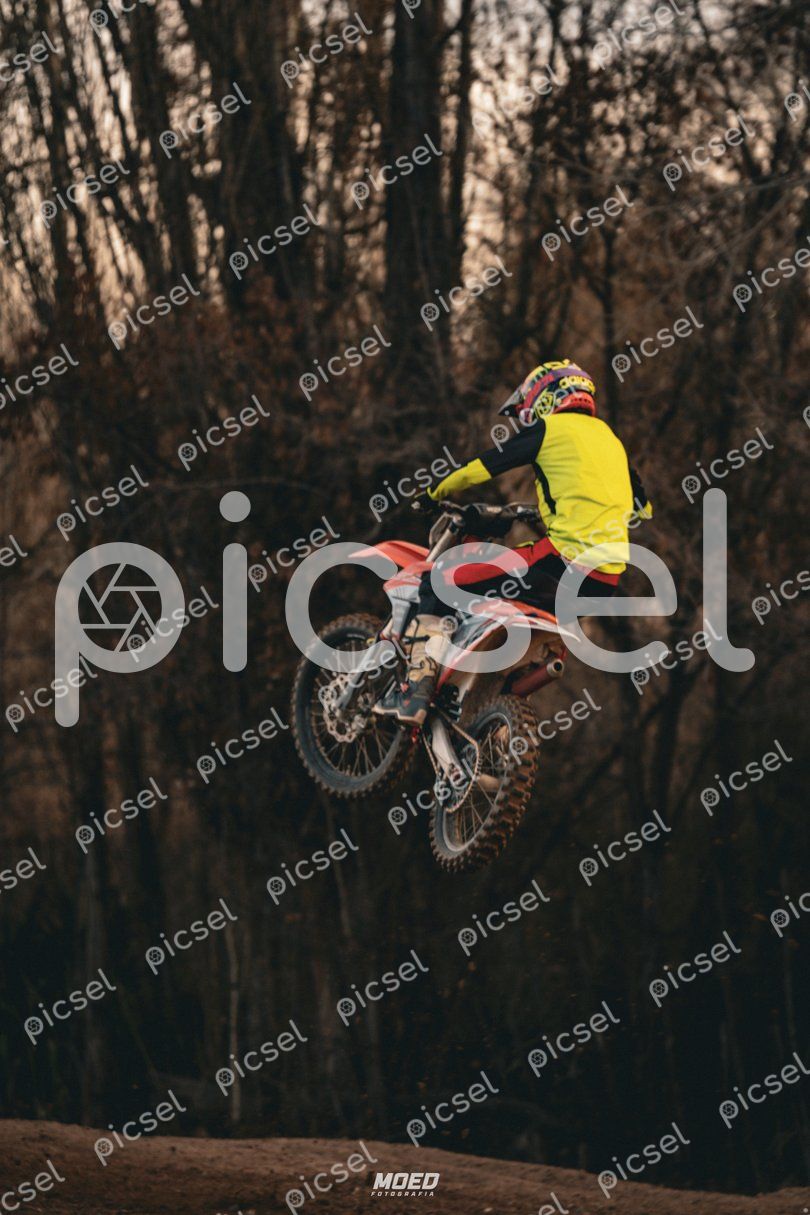 Photo of d3zycrzh9r4zma83chbfqrjd