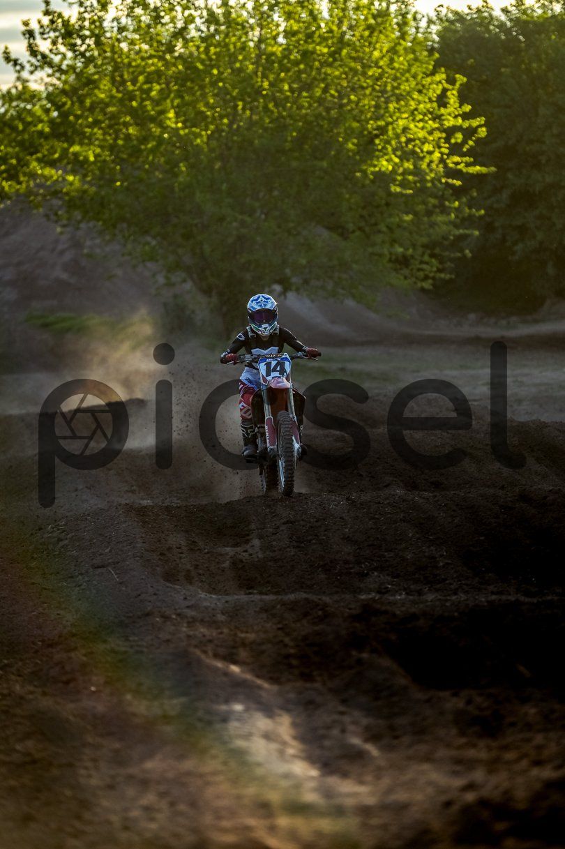 Photo of q1hx067ewkrwrys7n0p981g5