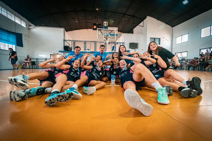 FINAL ESTUDIANTES - SELECCIÓN OLAVARRÍA