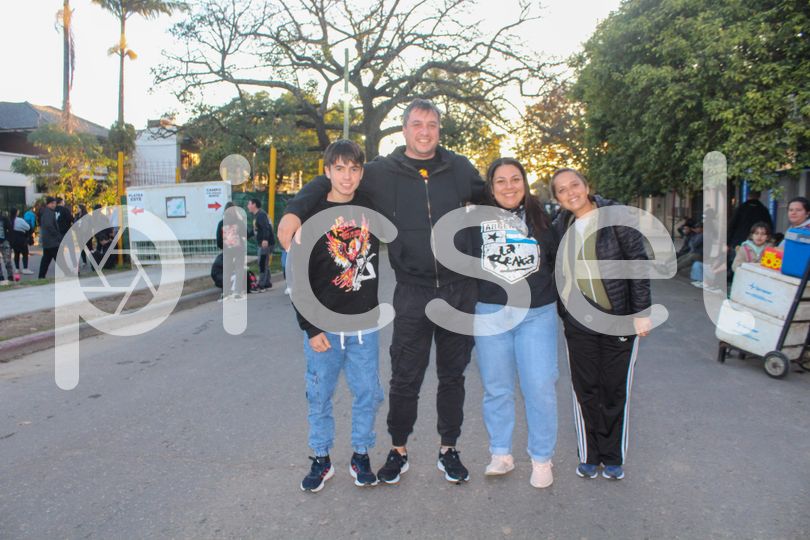 Photo of kn4xpamg8yfpl9gpq06xrdal