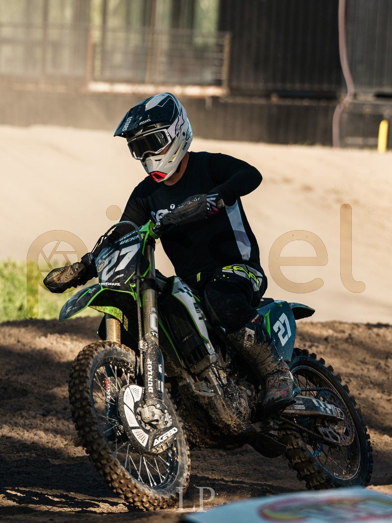 Photo of et63ymqedmif8dr951e1r6pg