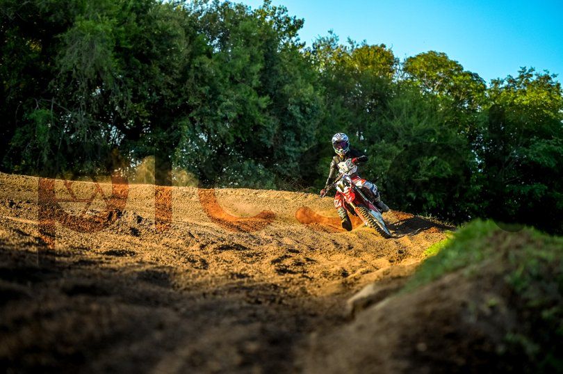 Photo of e168z1xdzxehenuyveurxai5