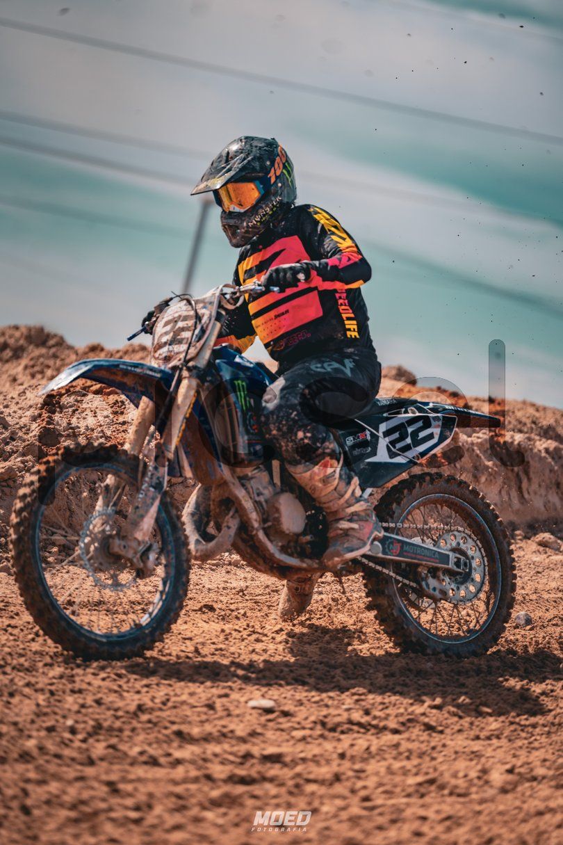 Photo of ne4j51iygkoe2vzf7cd0bsey