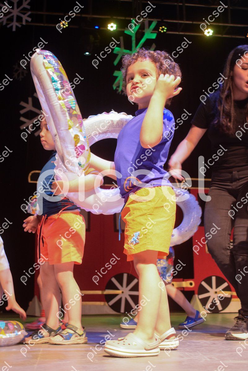 Photo of jxorx9onn7vaz351uj6i459e