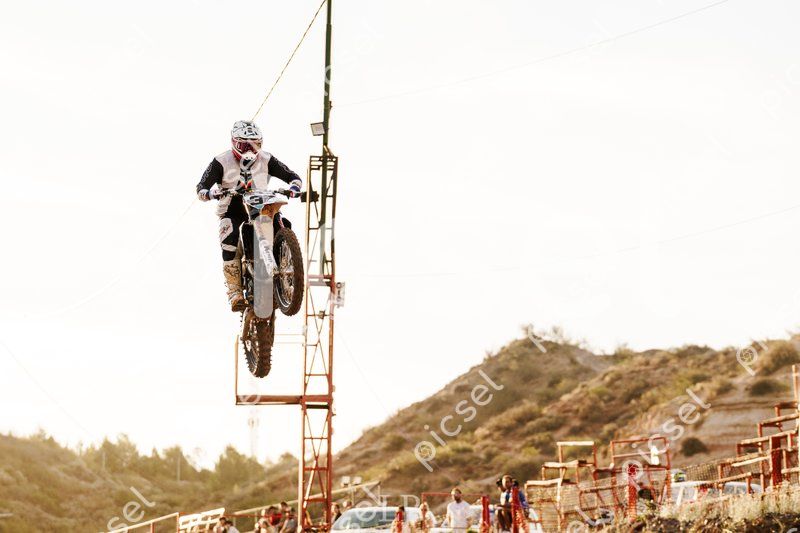 Photo of ztxcralfuycl70bn75pvgm49