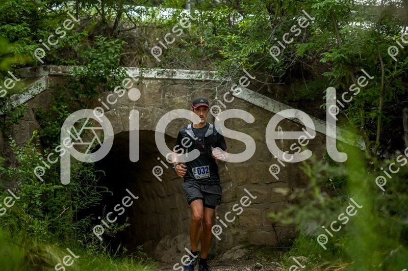 Photo of e5q0uq39vp8dnzxf4egetfb6