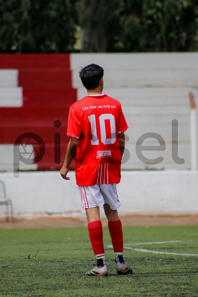 Photo of iubilofp8bez8lcltgigj73f