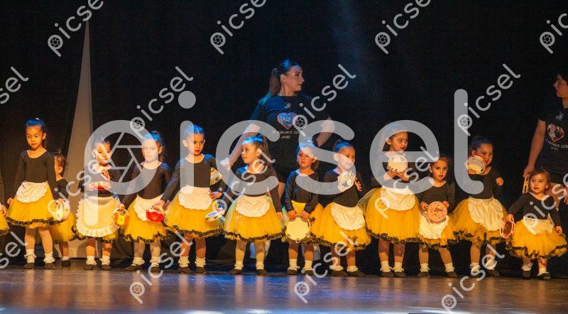 Photo of b56s6tp2j2lln7q1x988auaz