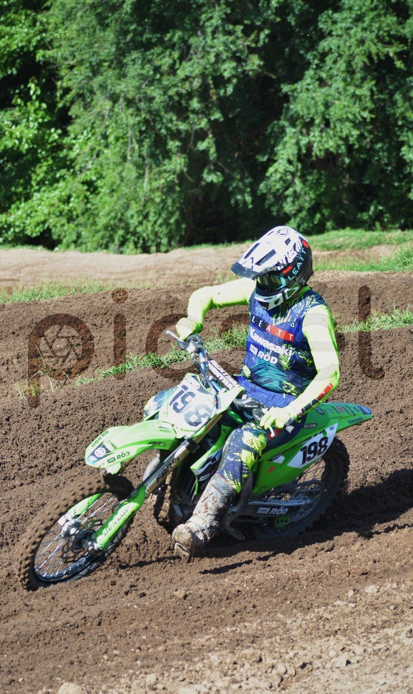 Photo of qgtxt95rx8er81h6b8c2pufj