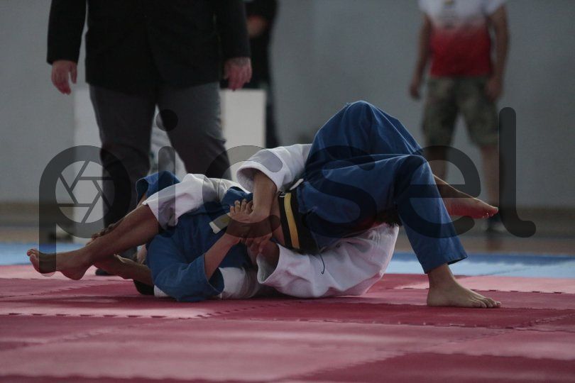 Photo of gsk736j4ezprxy4144o4w50a