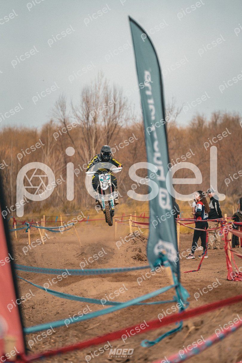 Photo of mckaic10ak52gj5kpbezciuz
