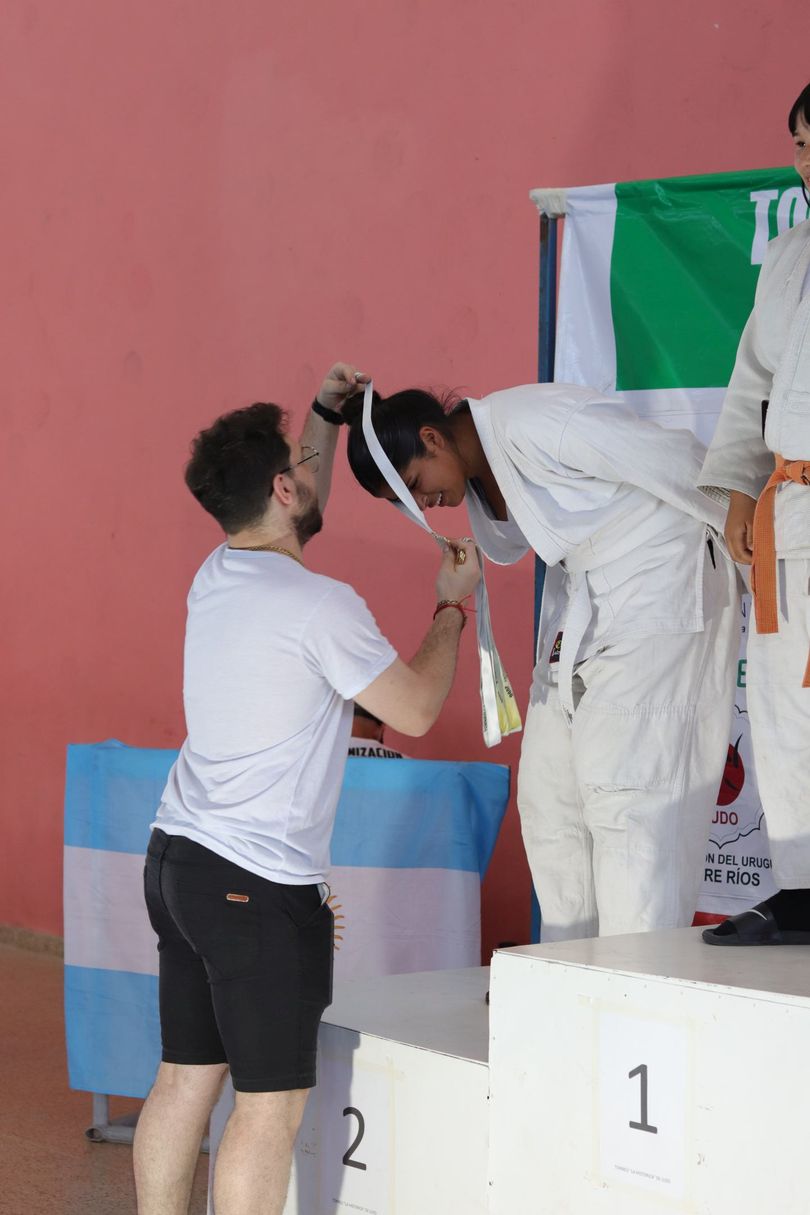 Entrega medallas turno manana