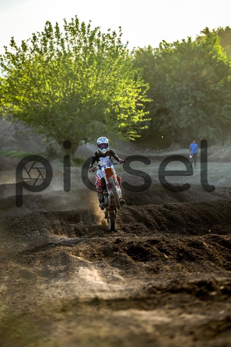 Photo of r29vzvwiukl27ueu4hy960ob