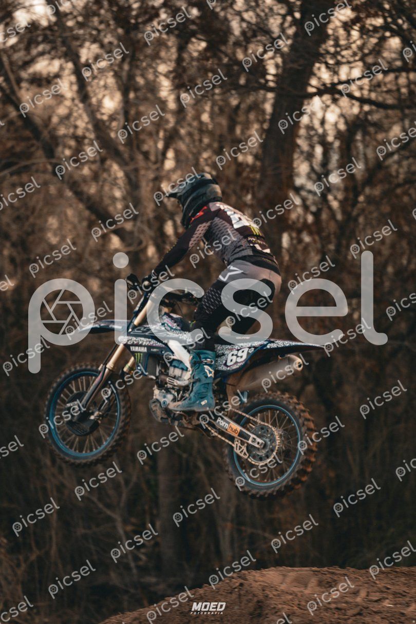 Photo of ztrq88utmkrlivqov60dw3w9