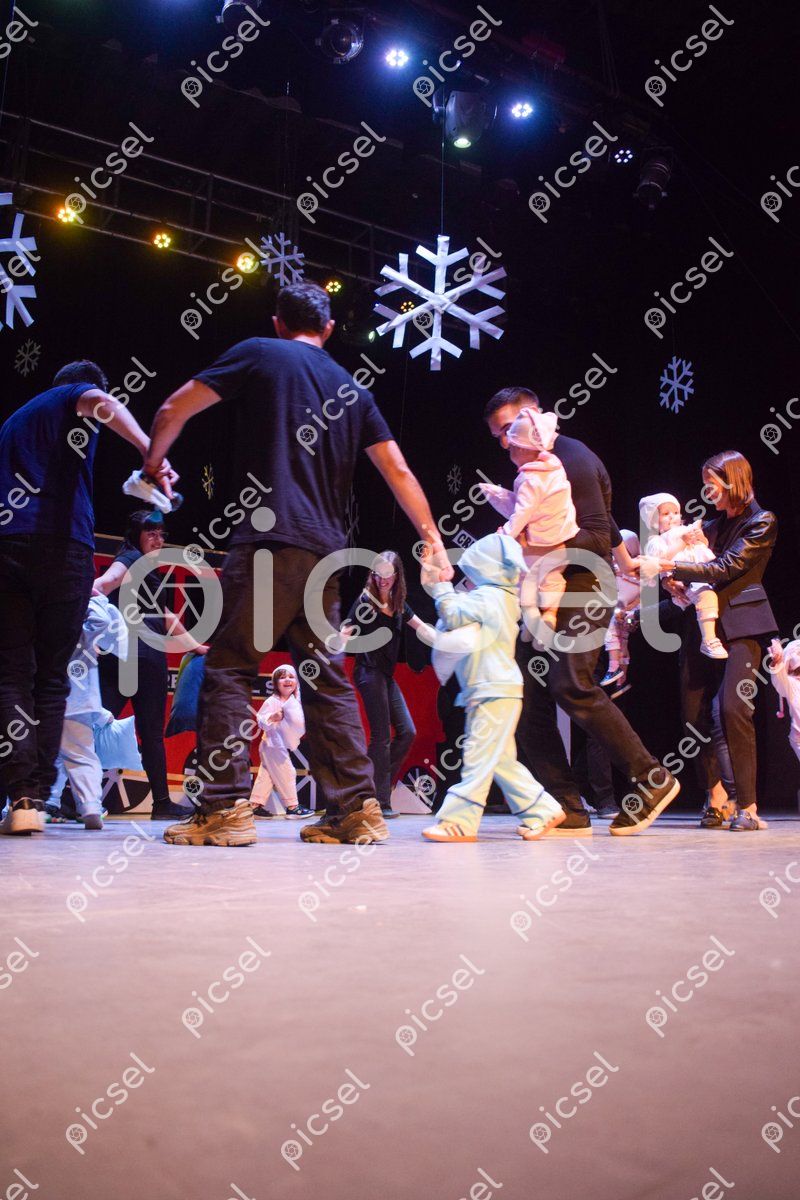 Photo of howsdmjvgc1m5cmp4ircvf95