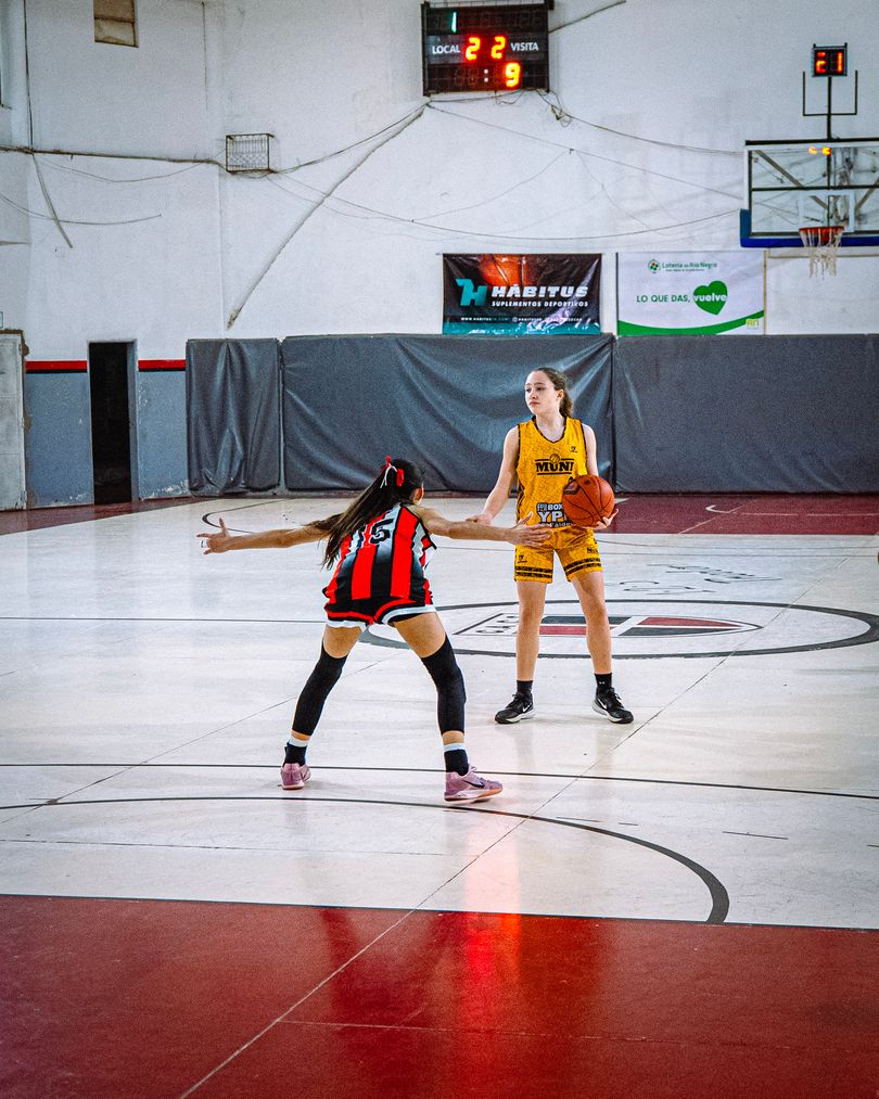 CINCO SALTOS vs BARILOCHE Provincial U13 Femenino