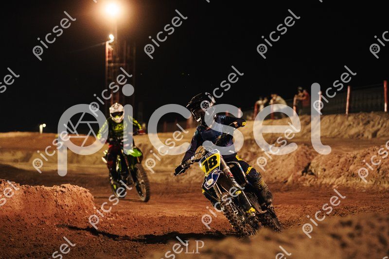 Photo of b113a6axtvaw2h45r81znj3b