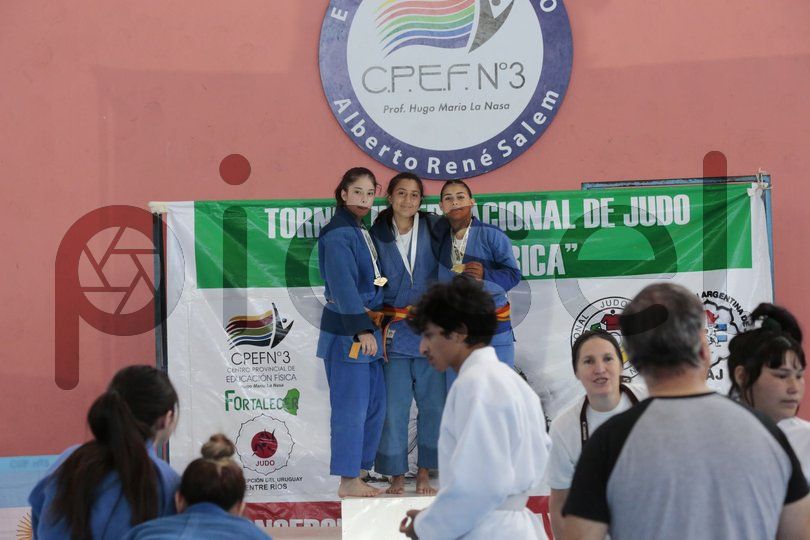 Photo of lgr7k81bma94k0or5d9gsn74