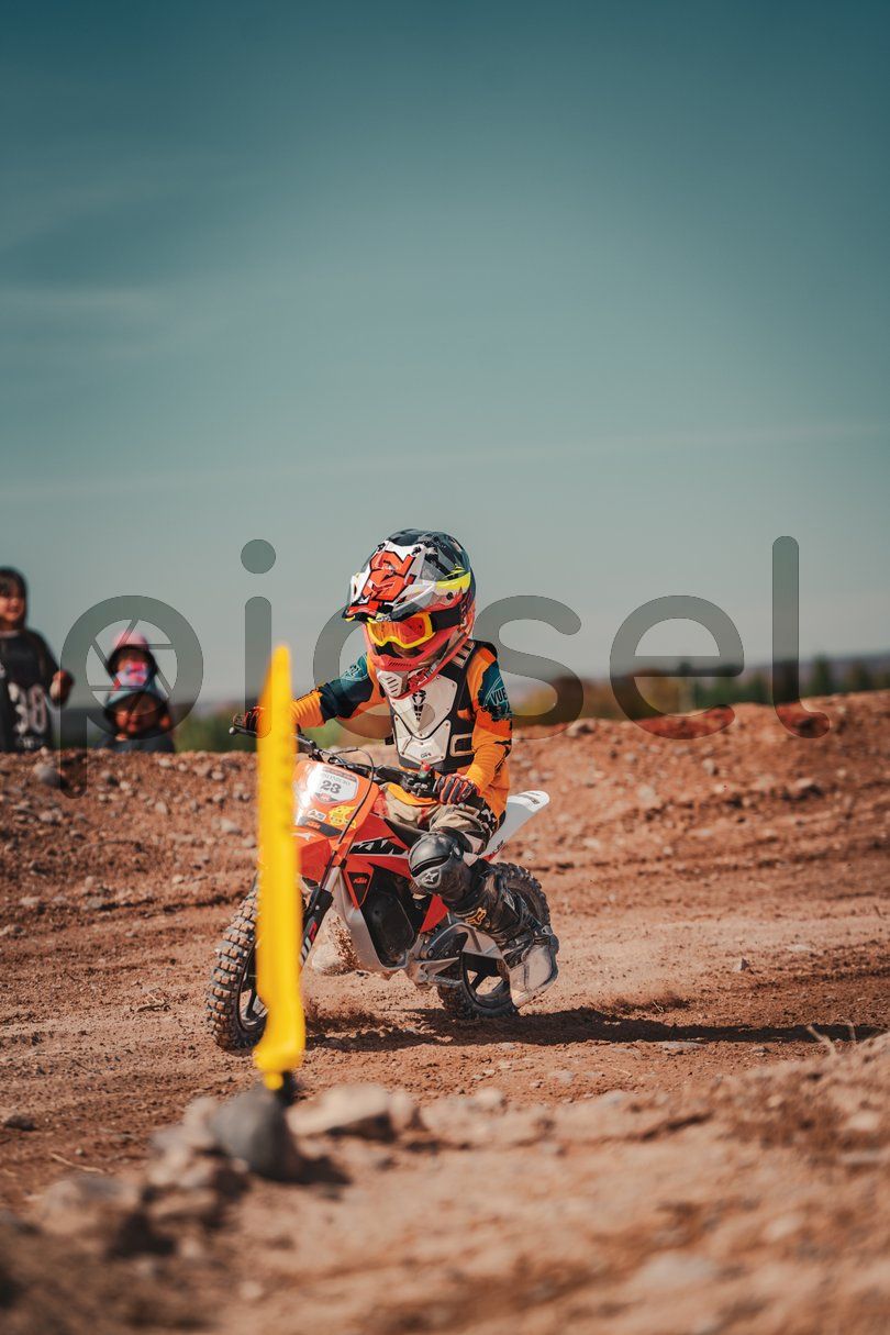 Photo of yxwunwq92xrinqtz6dju4rj0