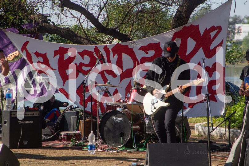 Photo of snkc71imd8vg9mlgpqax9wzi