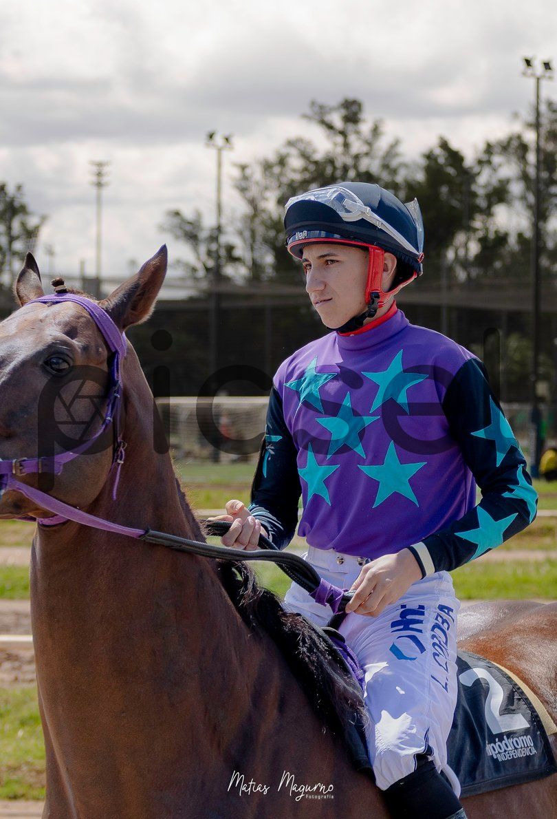 Photo of c0htn994gxxj9jsuxl3f4m2i