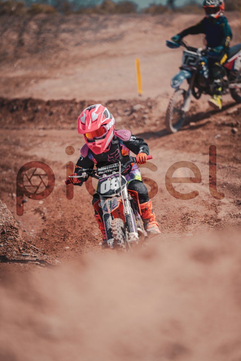 Photo of jjg9hnp06bm83w009hb74qh8