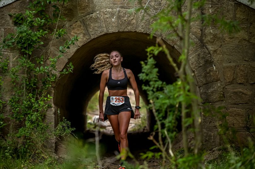 La Ultima Cross - La Cumbre