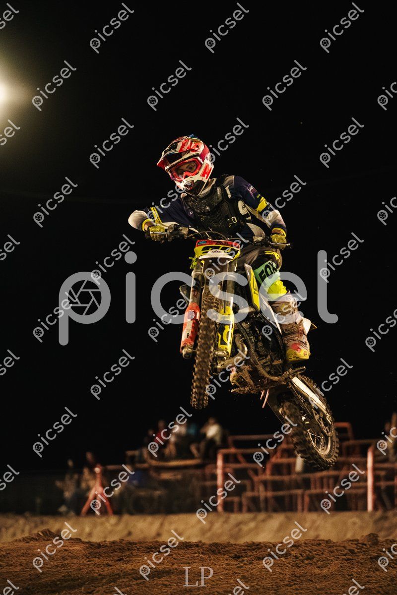 Photo of wbxuzc6aot1xdy1h8n44vaaj