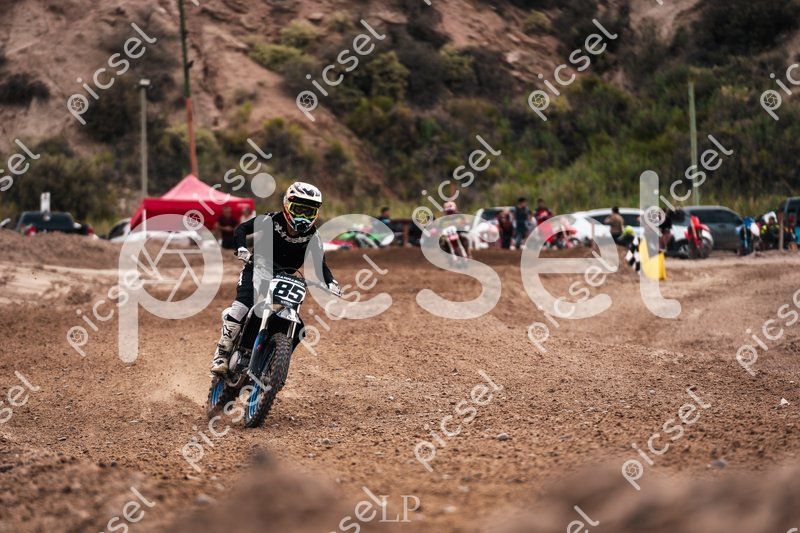 Photo of y1ec9dntl7tmfuzwuh9klpzs