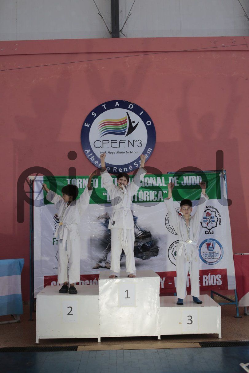 Photo of zxb0i9369khfgkdy36zcac2q