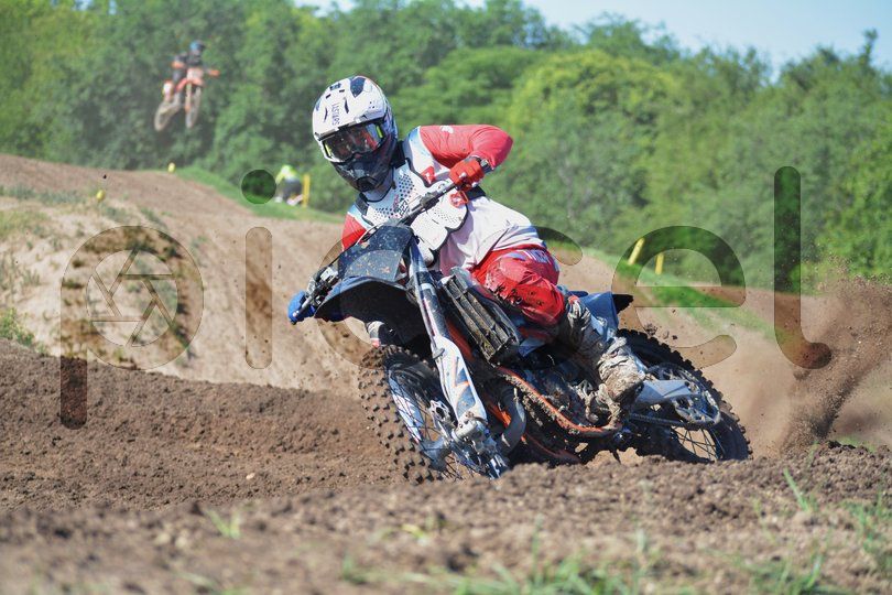 Photo of q6hj5trltt44h586kpfx388f