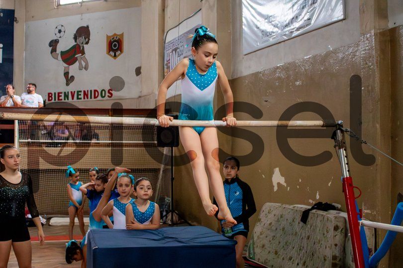 Photo of rv6xu14ce5j95yfh9cy3fdzb