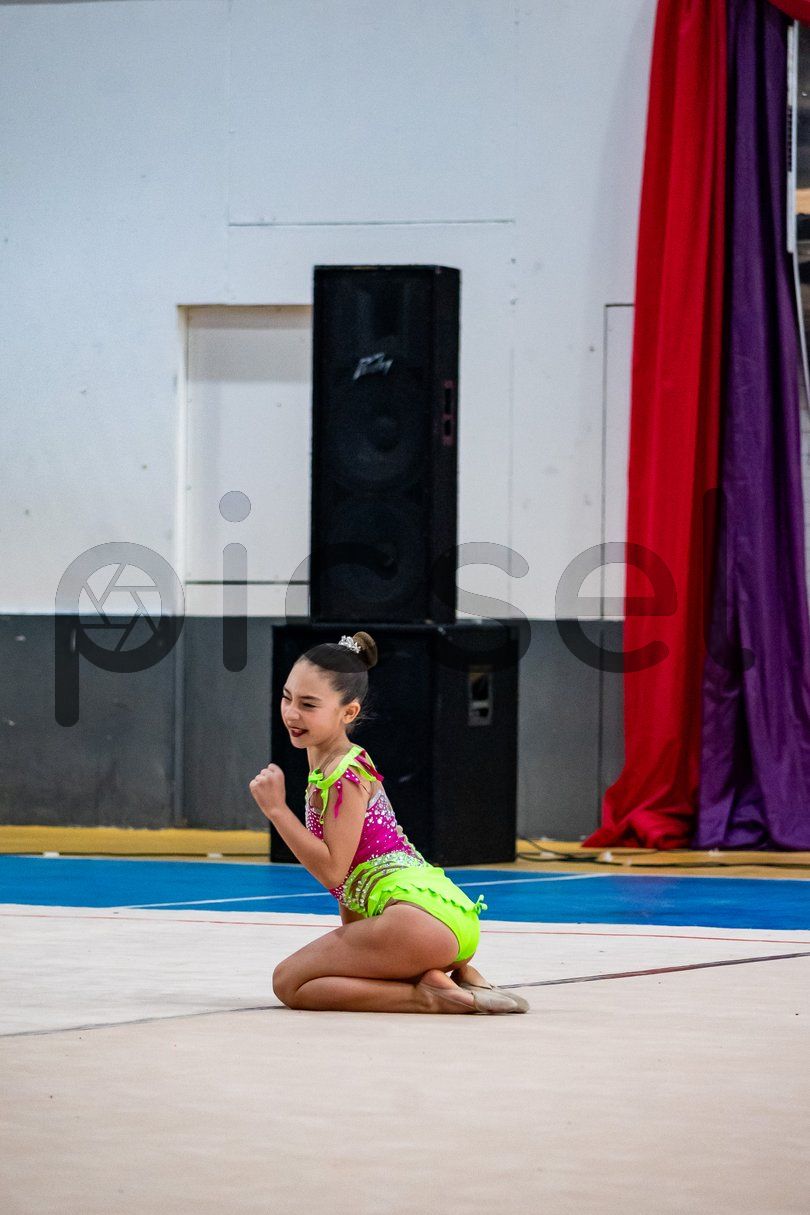 Photo of du5jbdwgqgcnh07v1xf8yum4