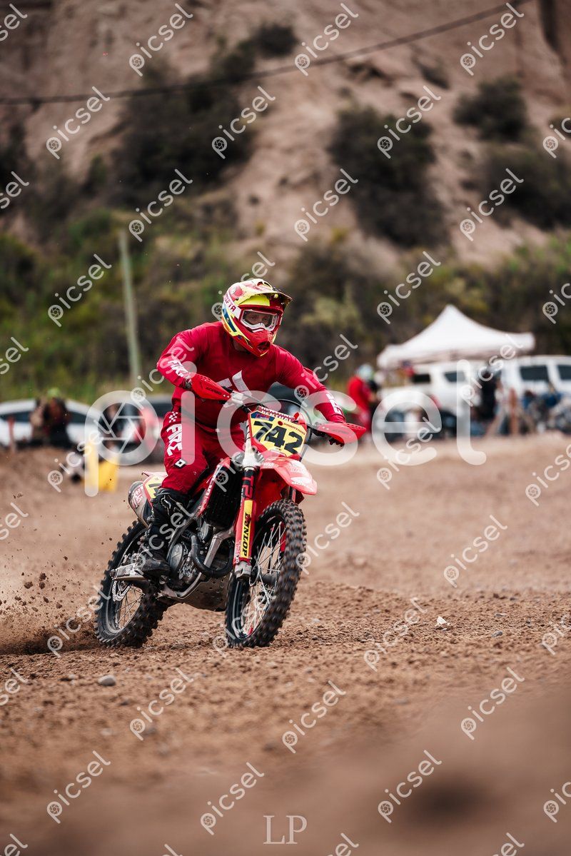 Photo of d9n5u7hzginru4xzwzx2zur8