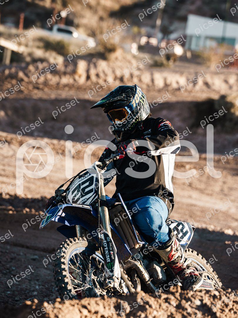 Photo of iq7pisgdq4nji4kau3d54thj