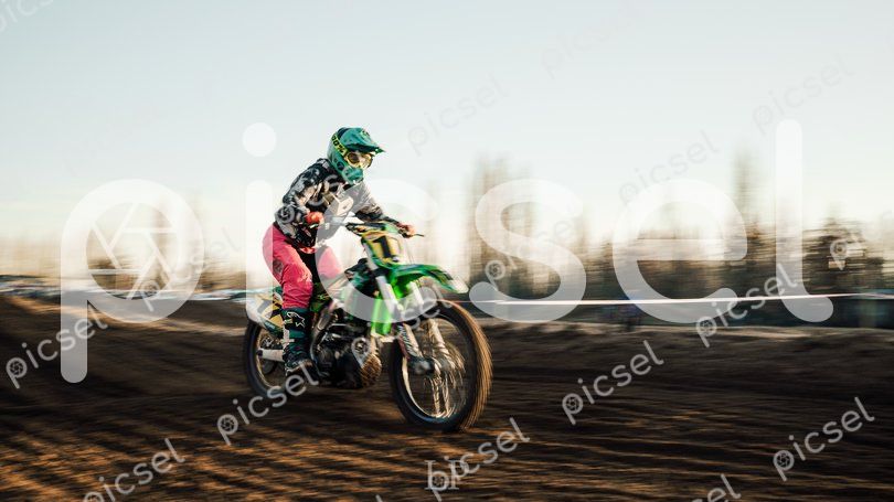 Photo of zesow00u14r5w7u6iw3e4wsk